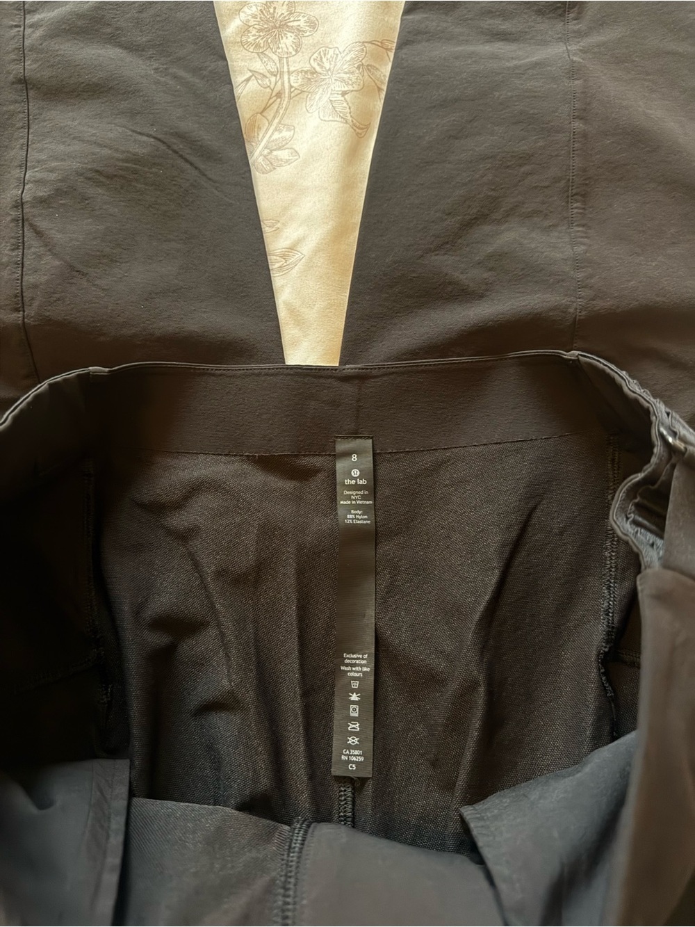 Lululemon | Esker Wide Leg *lululemon lab
Black | 8 - Picture 6 of 7